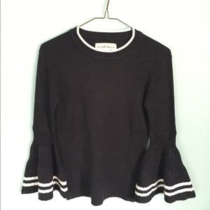 Sweater with cuff sleeves
